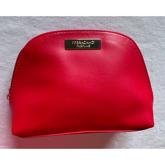 Ferragamo Red Travel Toiletry Bag With Facial Mist Lip Balm & Body Lotion Set - Picture 1 of 10